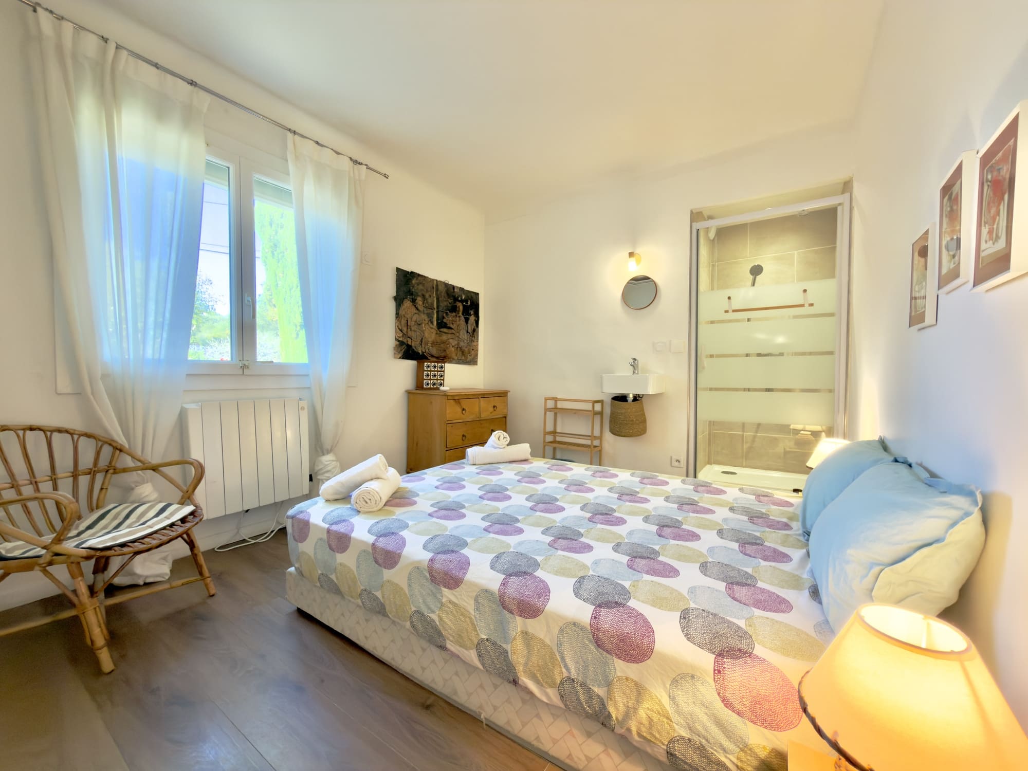 Chambre parentale avec douche attenante